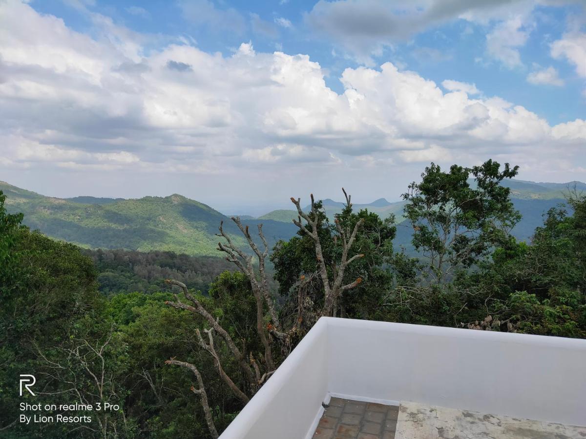 Lion Resort Hill View Ambatturai 外观 照片